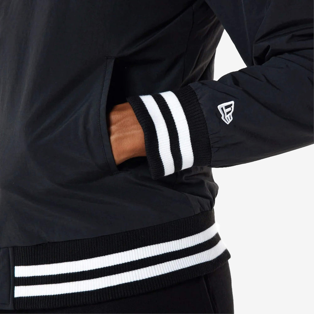New Era New York Yankees Bomber Jacket – Preto