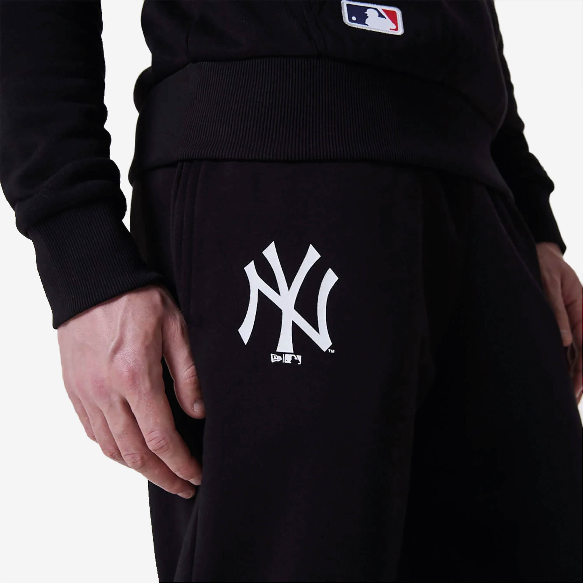 New Era New York Yankees Joggers – Preto