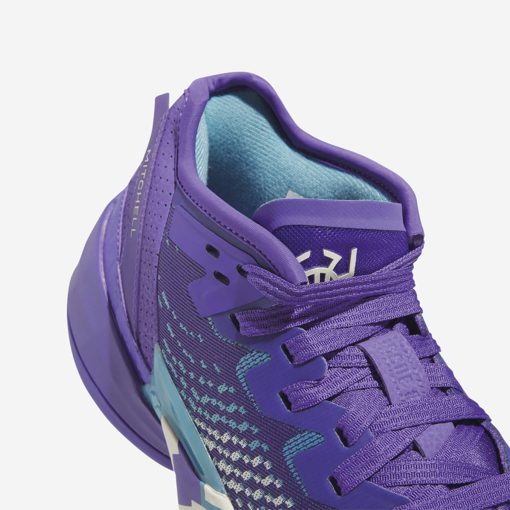 Adidas D.O.N. Issue 4 ‘Throwback Utah Jazz’