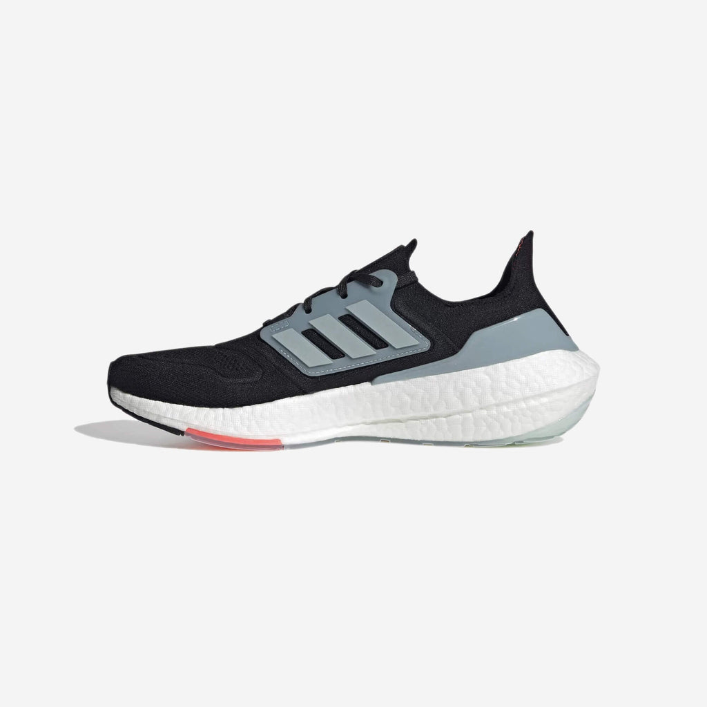 Adidas Ultraboost 22 – Core Black