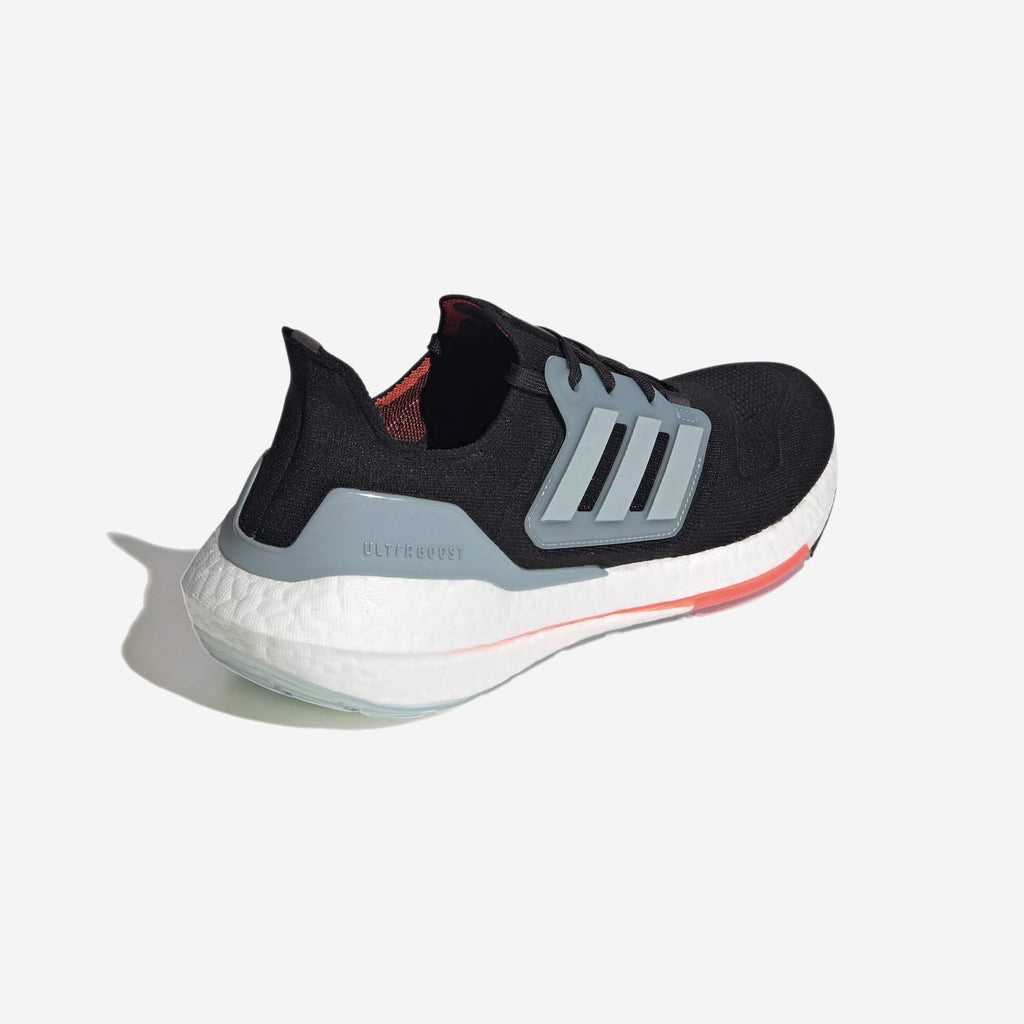 Adidas Ultraboost 22 – Core Black