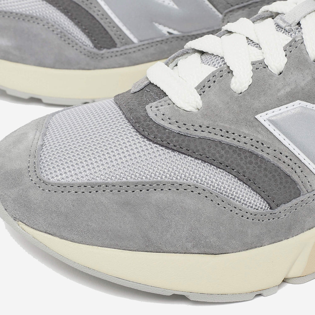 New Balance 997R Grey CZ