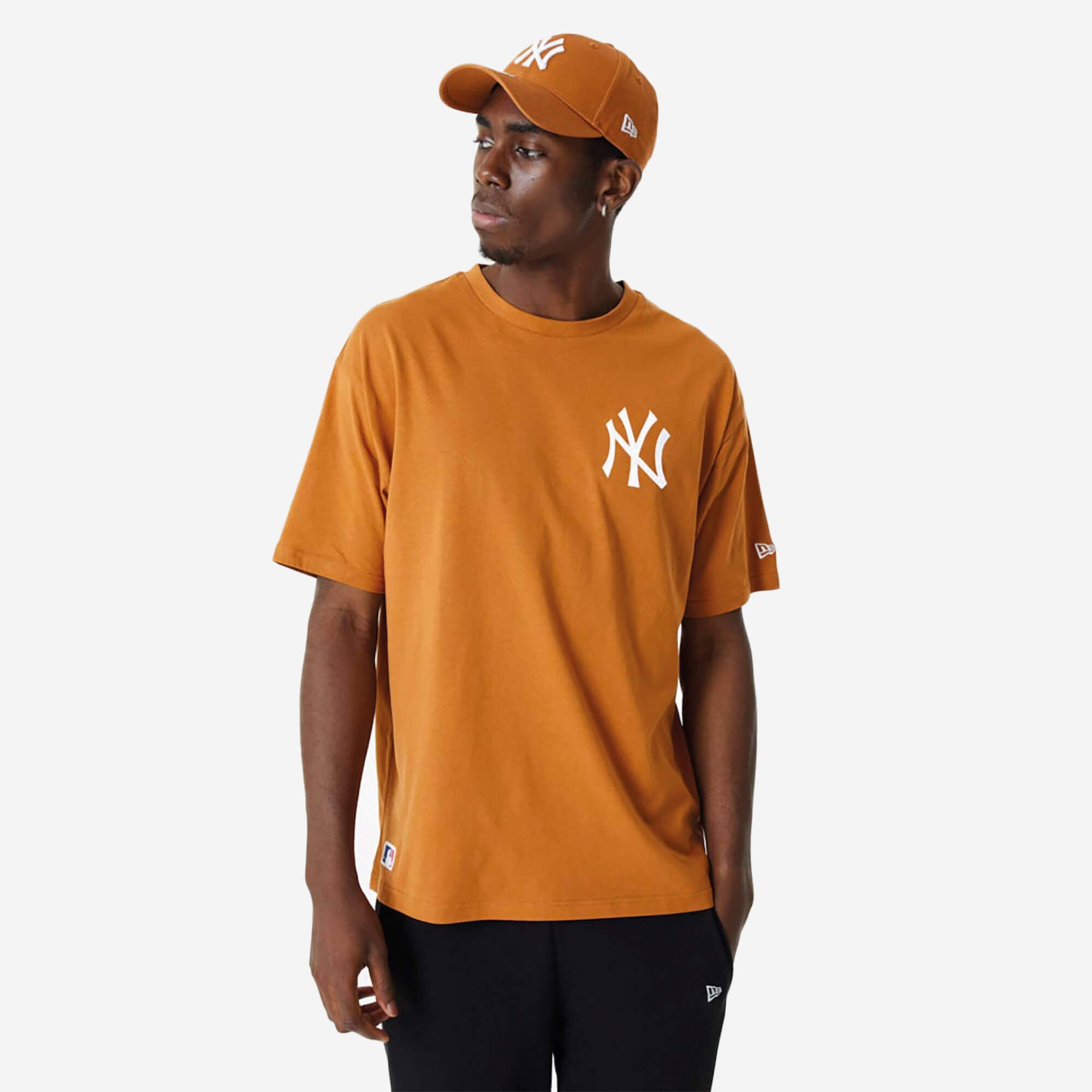 New Era NY Yankees Essential Oversized T-Shirt – Laranja