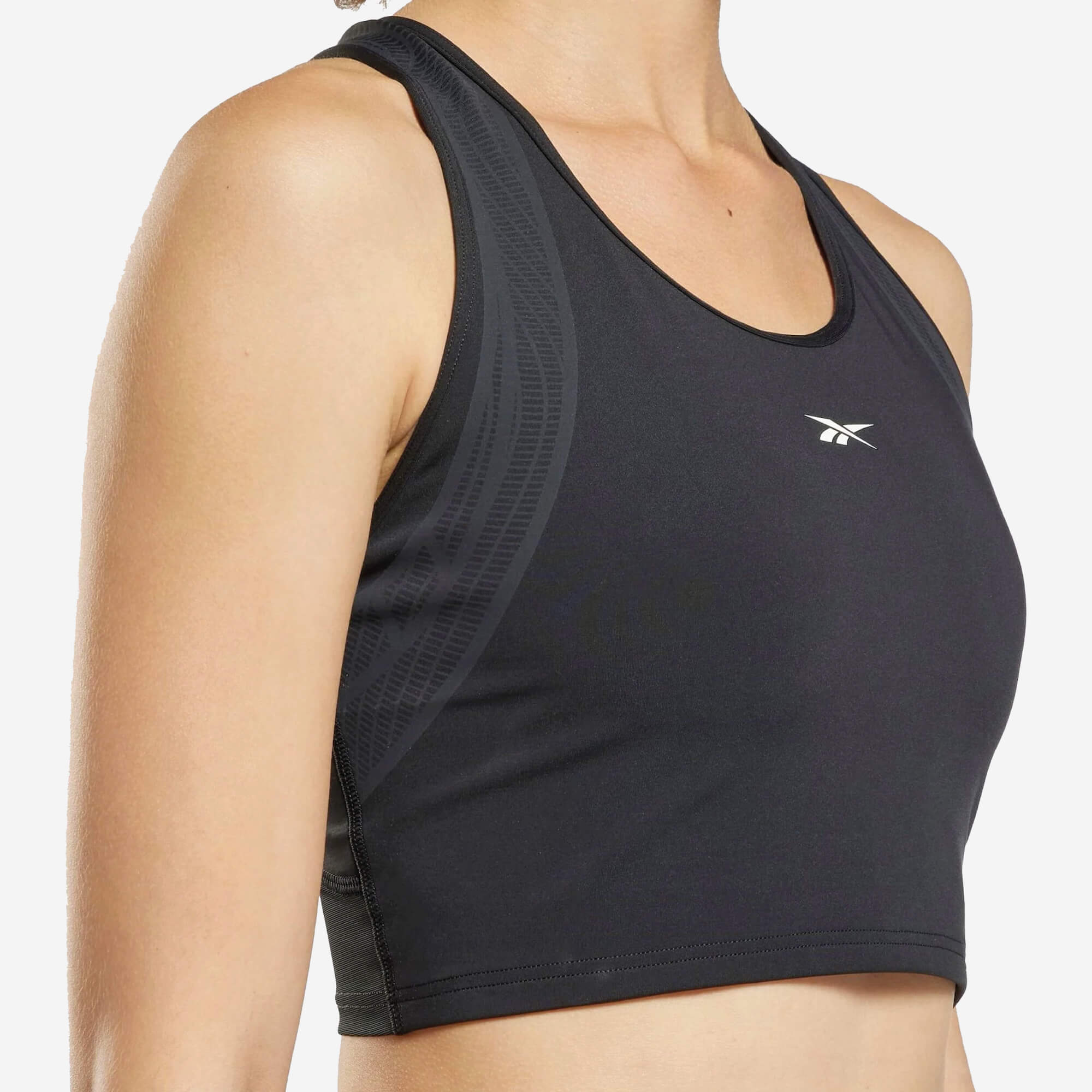 Reebok Crop Top Lux Perform – Preto