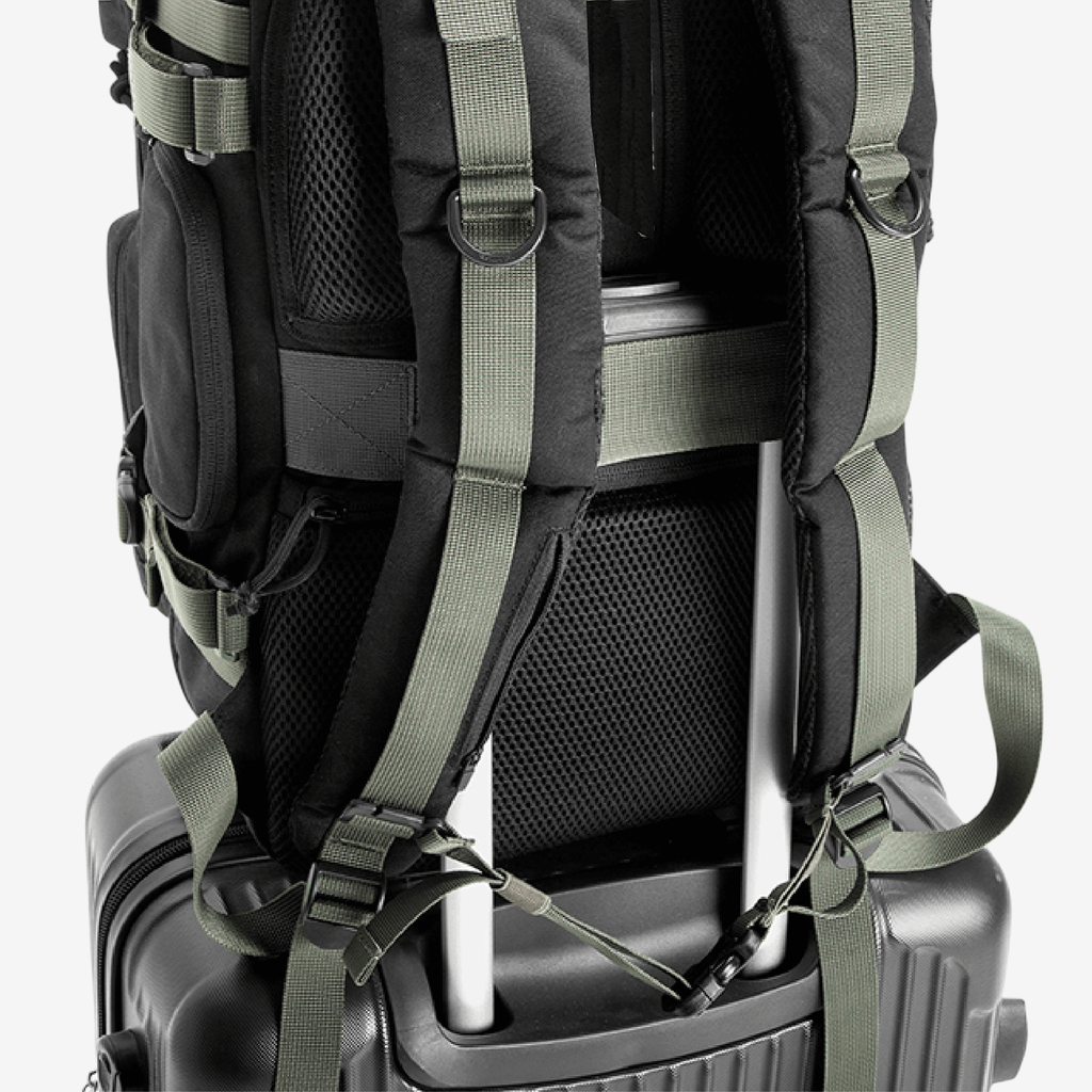 UNBRK Fitness Mochila Tática 35L - Black Tan